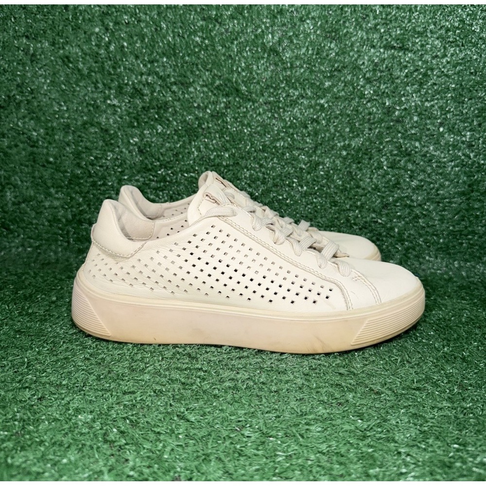 Ecco Womens Size 5.5 Leather Street Tray Laced Beige Perforated Shoes Sneakers